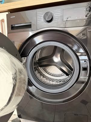 Washing Machine Series 5 Ai Energy 9kg - Black
