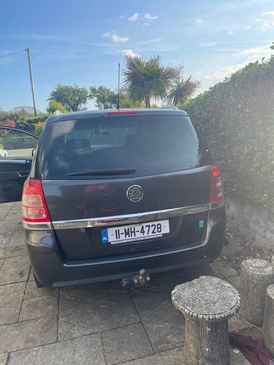 Vauxhall Zafira 2011