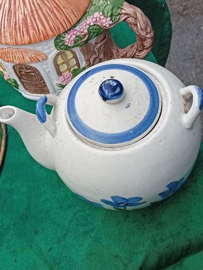 Vintage Tea Pots