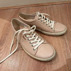 Ecco leather trainers 5.5 size