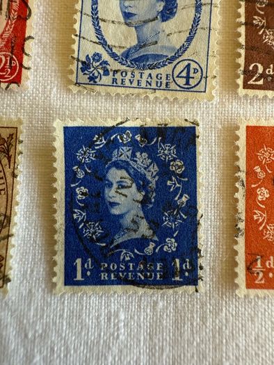 Vintage United Kingdom postage revenue stamps, from 1952 onwards  x6