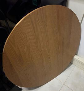 Round Dinning Table