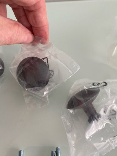 4 New Metal Knobs