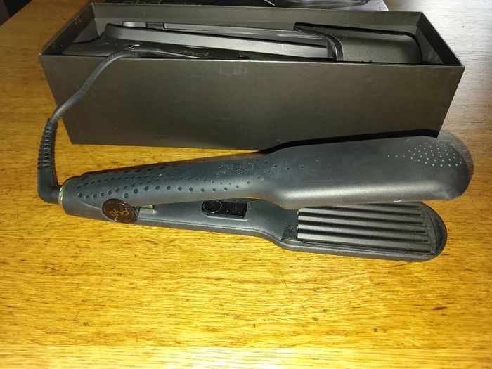 GHD Contour Professional Crimper