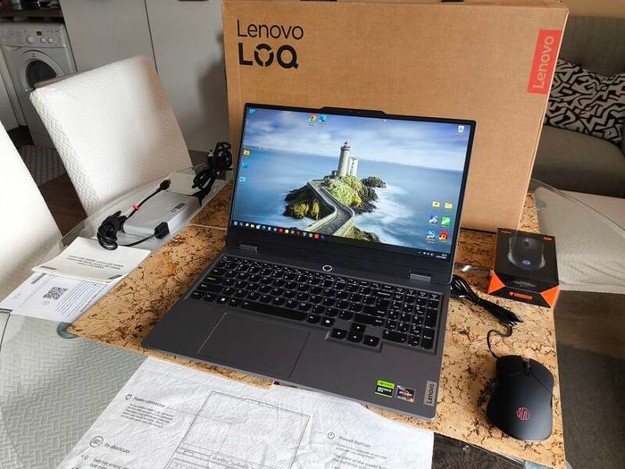 Gaming Laptop Lenovo Loq Ryzen 5 7235HS 4/8 RTX3050 6gb 95w 16gb Ddr5 512GB Nvme 144hz Win11 Rgb
