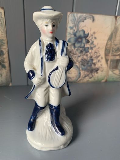 Vintage Colonial Figure