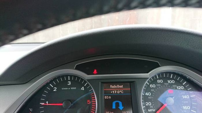 Audi MMI GPS SAT NAVIGATION DVD ROM MAIN UNIT  road maps traveling all audi a4 a6 diesel petrol parts still available BREAKING.