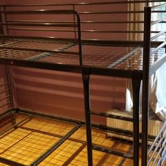 Bunk-Bed