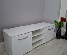 White gloss tv cabinet
