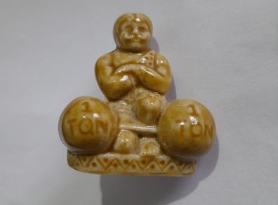 Wade Miniature - Strongman