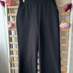 Bnwot black culotte trousers size 8 elastic waistband with pockets Dunnes stores