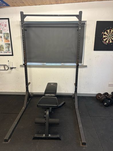 Half Rack with Bars and plates