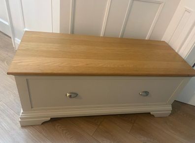 Solid Light Grey Blanket Box with Oak Lid