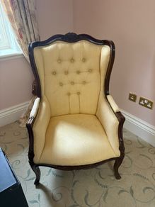 wing back chair