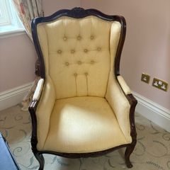 wing back chair