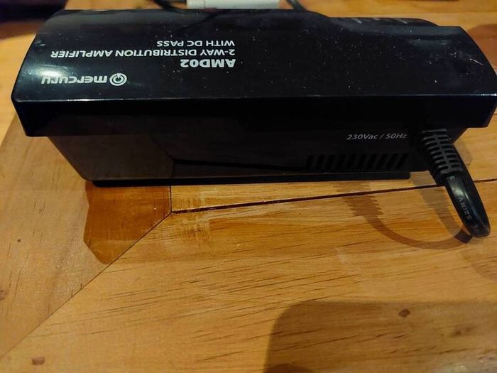 Mercury AMD02 2 Way Distribution Amplifier