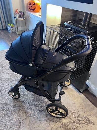 Egg 2 Pram Limited Edition
