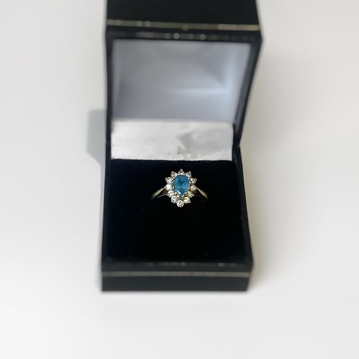 Vintage 9ct Yellow Gold Aquamarine & Cubic Zirconia Cluster Ring
