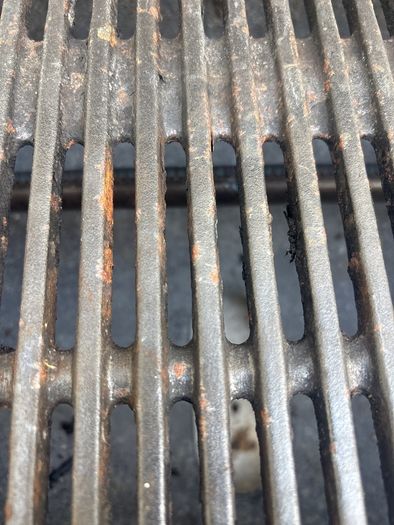 Weber Q2000 BBQ & stand