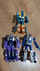 Transformers / toys / combiners