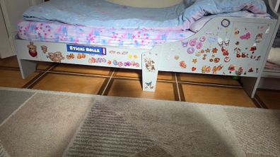 Toddler bed