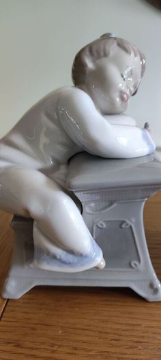 Figurine Nao by Liadro