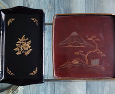 Vintage pair of japanese laquerware trays