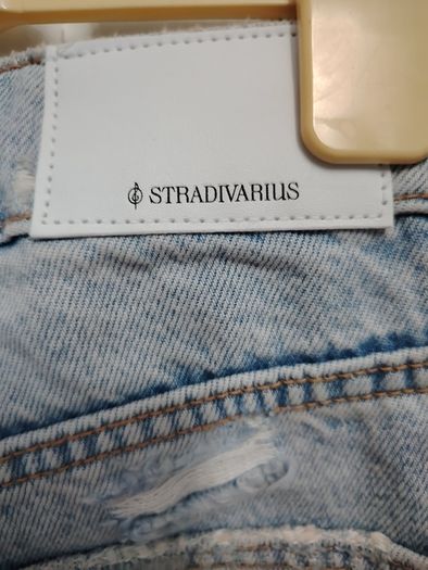 Stradivarius  Jeans Womens Size 34