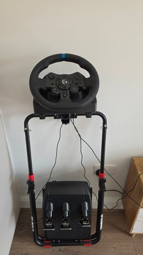 Logitech G923 + Diwangus Foldable Stand (Like New!)