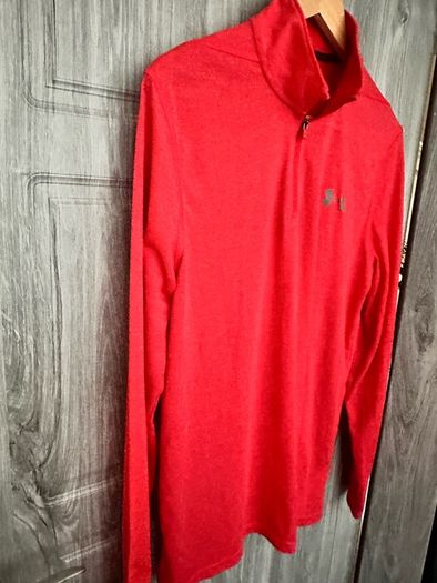 Under Armour Quarter Zip - Medium