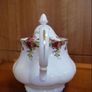 Royal Albert 800ml Old Country Rose Teapot Image 9