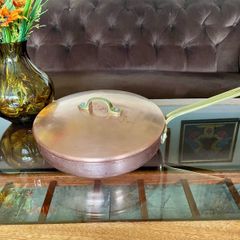 Vintage Chefs Castle Brand Ireland Lidded Copper Sautee Pan Solid Brass Handle