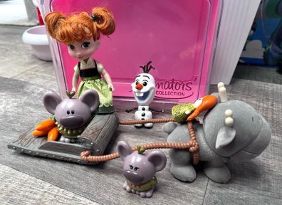 Disney Parks Animators Anna