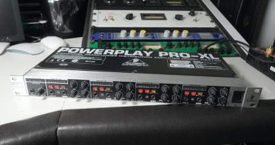 Behringer Powerplay Pro XL HA4700 Headphone Amp