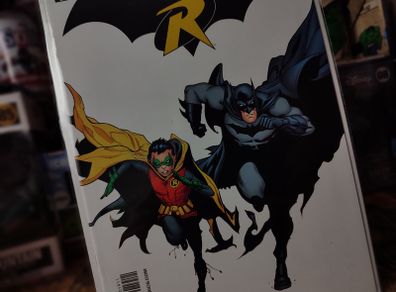 Batman and Robin ! Issue #19 ! Mark Irwin Cover ! 2011 ! by DC Comics !