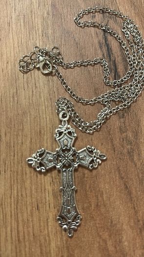 cross necklace