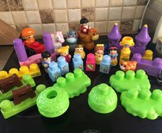 Duplo blocks