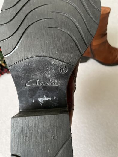 Clarks brown leather boot Size 6.5
