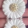 Daisy bracelet costume jewellery Image 2