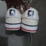 kids white converse Image 4