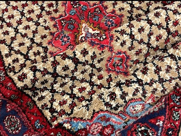 Superb Wool Beautiful Colourful Persian Tribal Koliai hand knotted wool carpet rug.