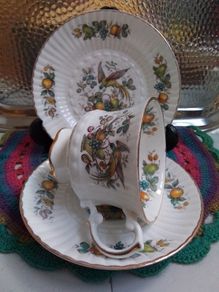 Another Royal Tara trio