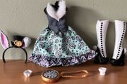 Ever After High G 1 Complete Bunny Blanc Outfit
