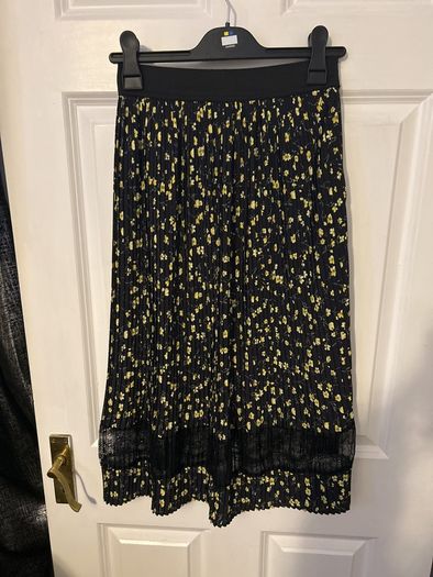 midi skirt