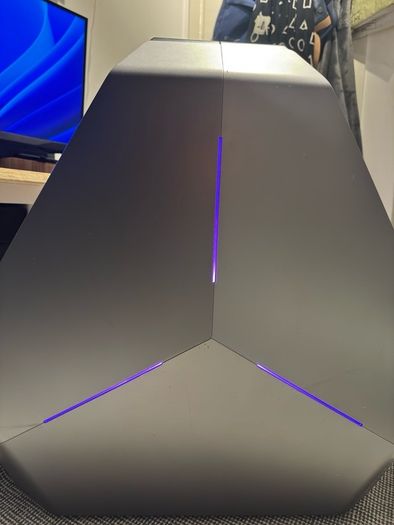Alienware Area-51 R2 Gaming PC