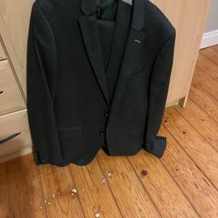 Gent's three piece suit