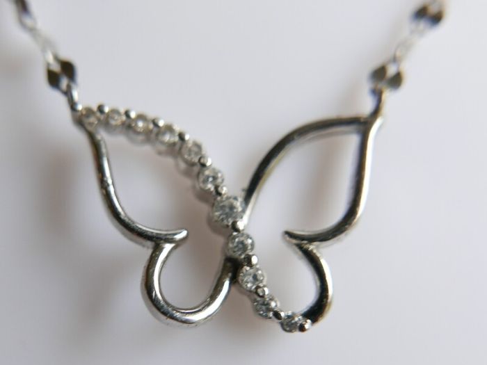 Vintage 925 Sterling Silver Butterfly Women's Pendant Necklace length 14" - 2g