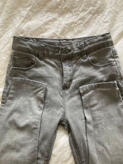 Skinny Grey jeans age 11-12 (146cm)