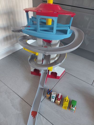 Paw patrol tower