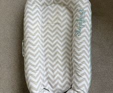 Dockatot / Sleepyhead Deluxe+ sleep nest